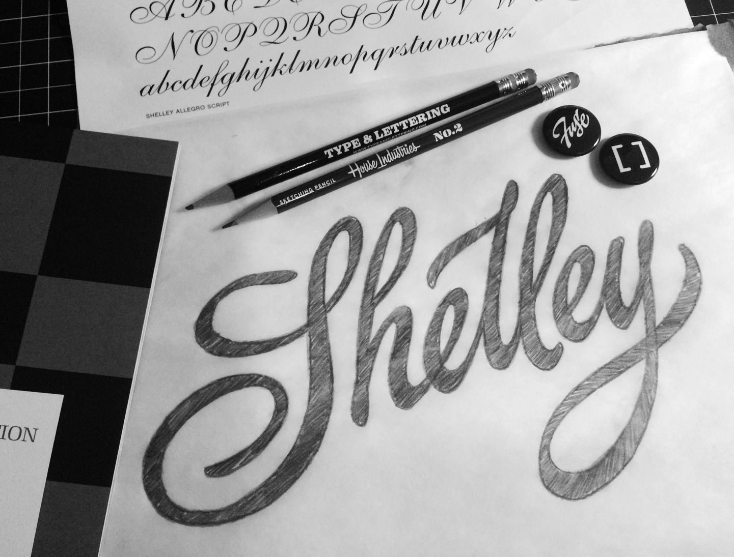 representação escrita da tipografia Shelley